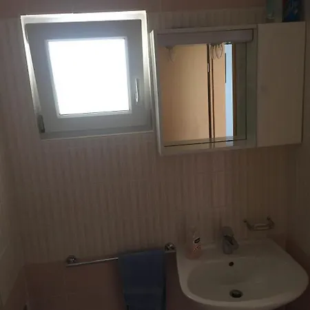 Bubi Apartment Necujam